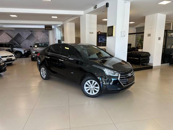 HYUNDAI HB20 1.0 COMFORT PLUS 12V FLEX 4P MANUAL